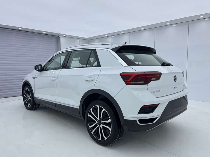 Фото 6 - Volkswagen T-Roc