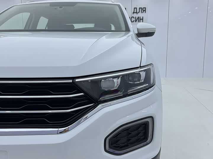 Фото 8 - Volkswagen T-Roc