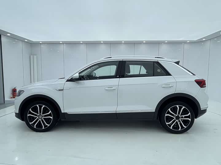 Фото 9 - Volkswagen T-Roc