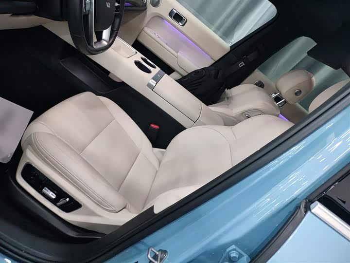 Фото 15 - LiXiang L7