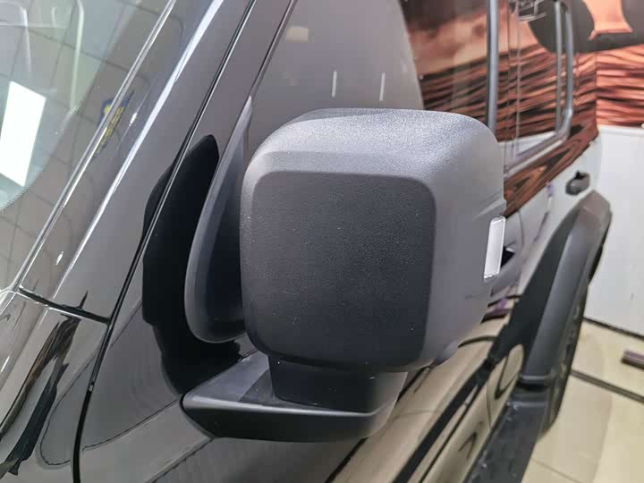 Фото 5 - Tank 300