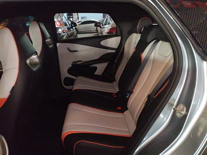 Фото 17 - BYD Dolphin