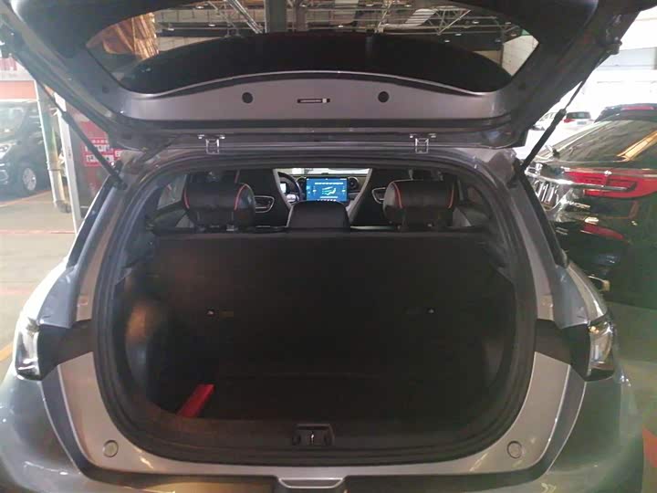 Фото 19 - BYD Dolphin