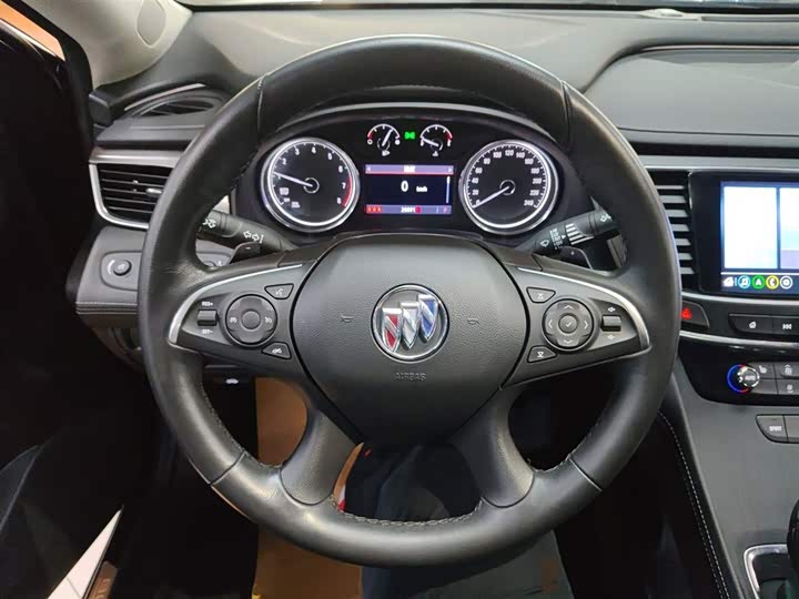 Фото 11 - Buick LaCrosse