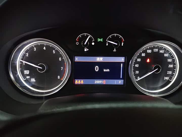 Фото 12 - Buick LaCrosse