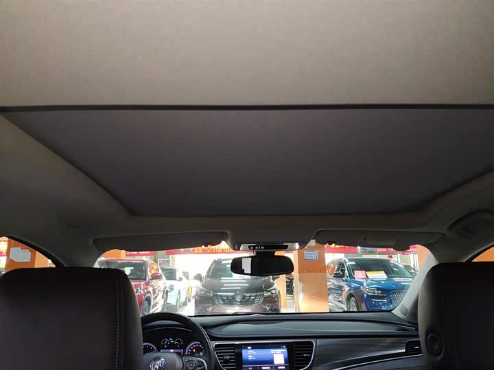 Фото 18 - Buick LaCrosse