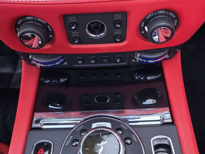 Фото 13 - Rolls-Royce Dawn