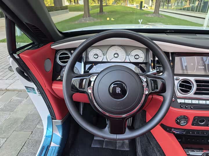 Фото 24 - Rolls-Royce Dawn