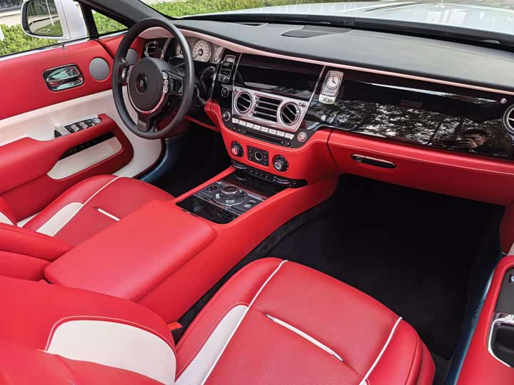 Фото 48 - Rolls-Royce Dawn