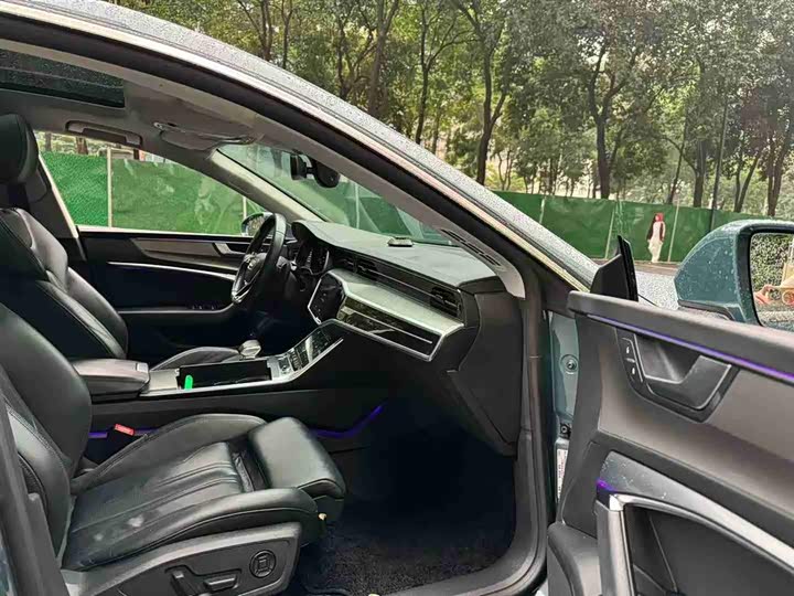 Фото 8 - Audi A7