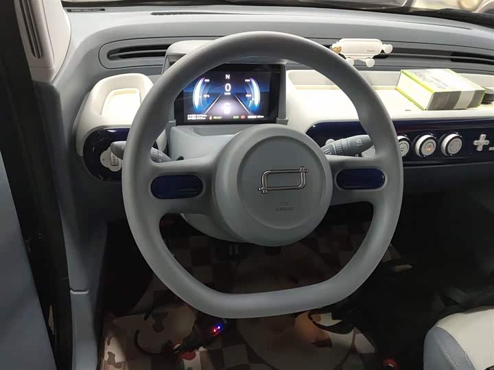 Фото 11 - Bestune Pony