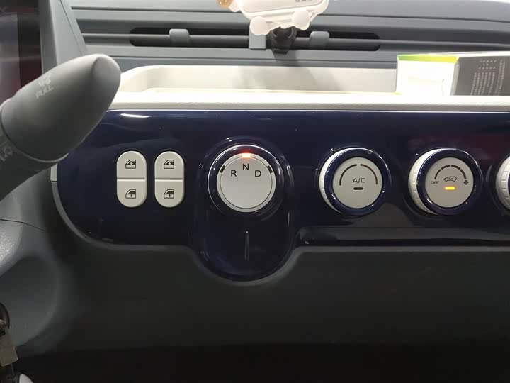 Фото 14 - Bestune Pony