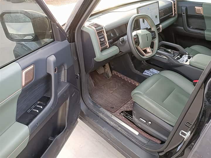 Фото 15 - Chery iCar 03