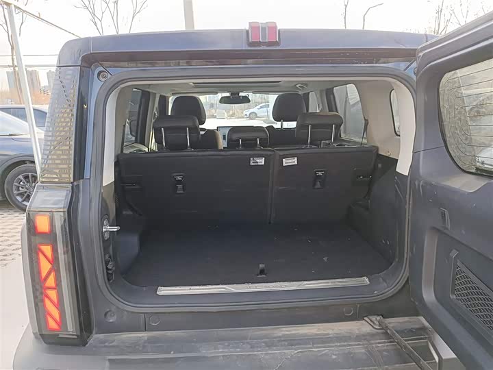 Фото 18 - Chery iCar 03