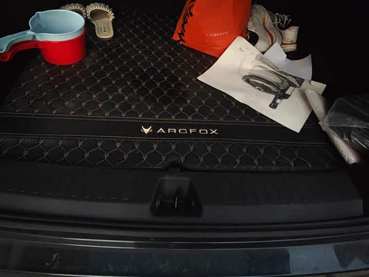 Фото 4 - BAIC Arcfox Alpha T5