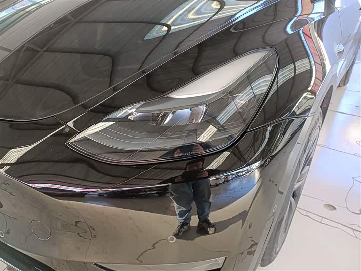 Фото 23 - Tesla Model Y