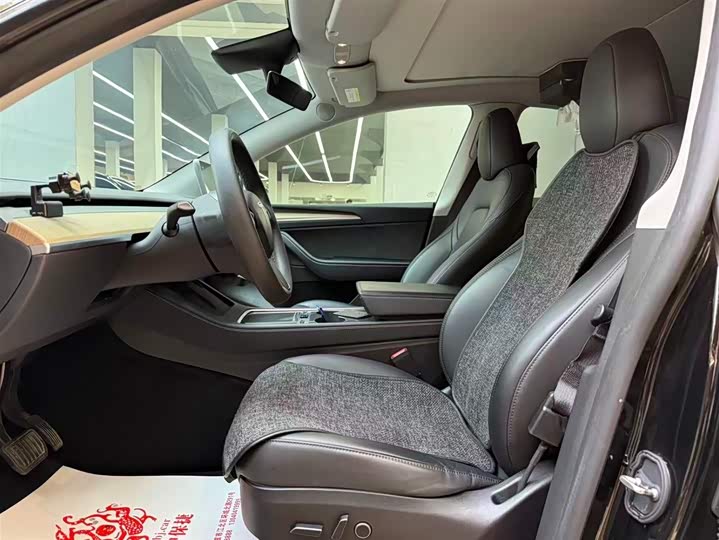 Фото 4 - Tesla Model Y