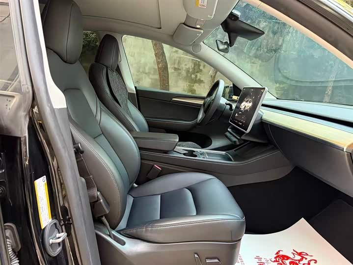 Фото 5 - Tesla Model Y