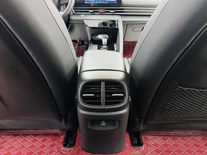 Фото 19 - Hyundai Elantra N line