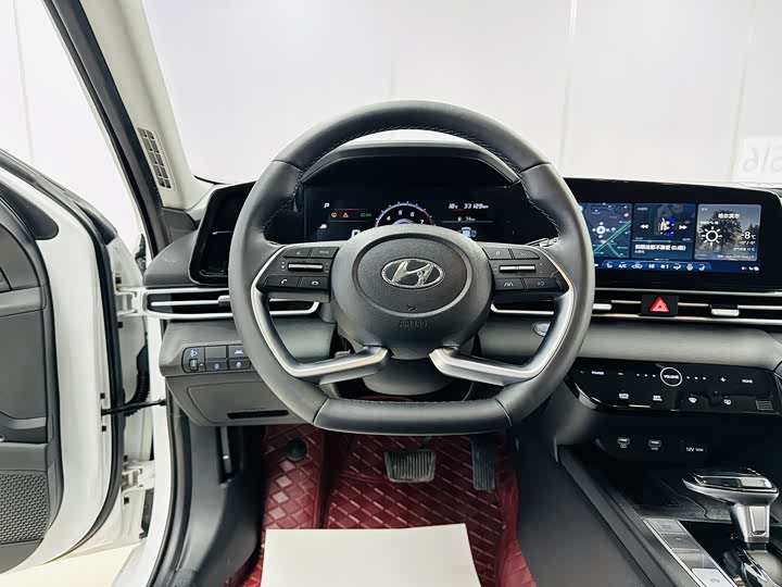 Фото 20 - Hyundai Elantra N line