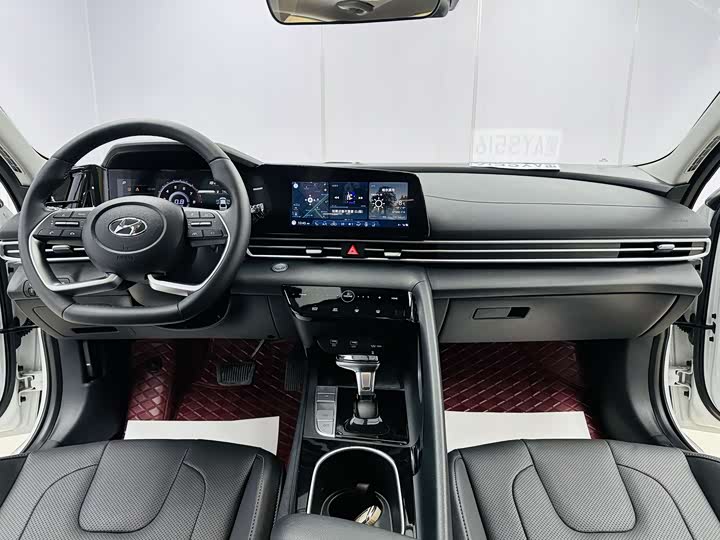 Фото 7 - Hyundai Elantra N line