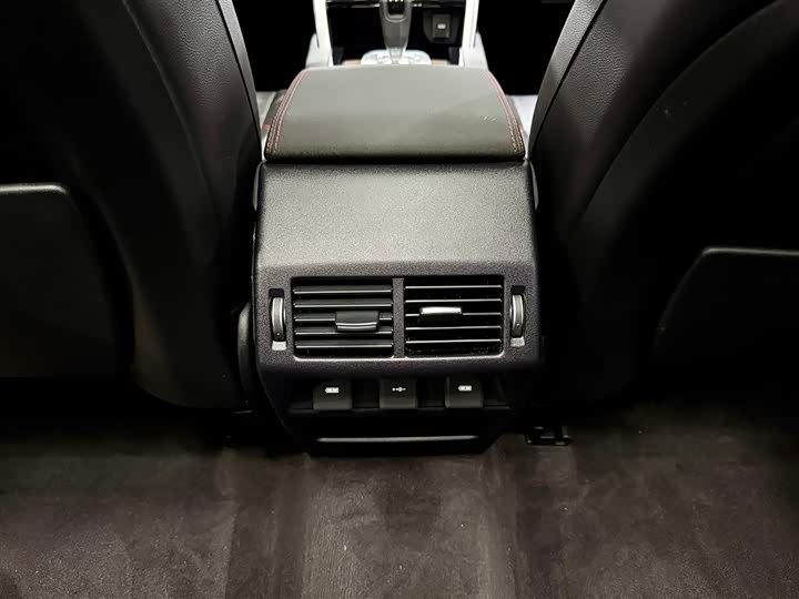 Фото 26 - Land Rover Discovery Sport