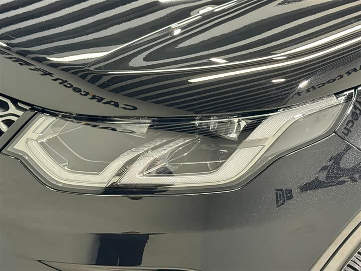 Фото 8 - Land Rover Discovery Sport