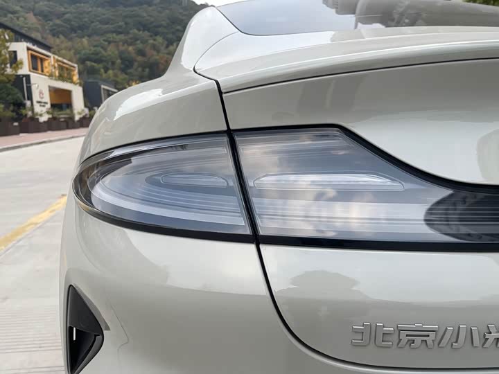 Фото 14 - Xiaomi SU7