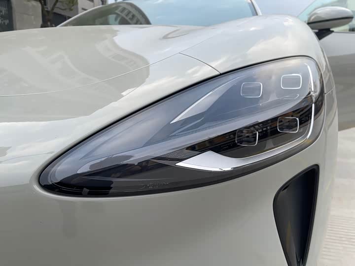 Фото 16 - Xiaomi SU7