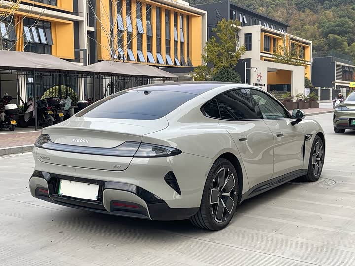 Фото 4 - Xiaomi SU7