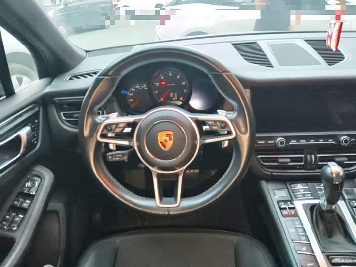 Фото 11 - Porsche Macan