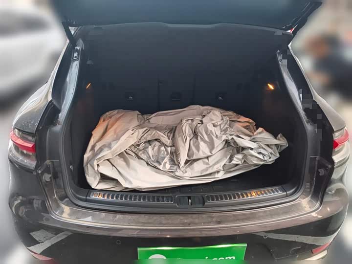 Фото 20 - Porsche Macan