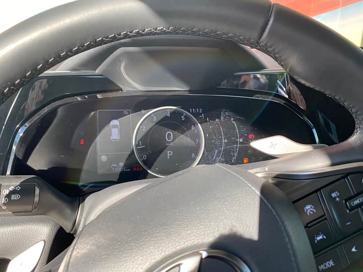 Фото 12 - Lexus NX