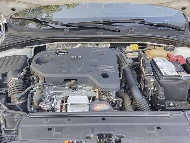 Фото 10 - MG Motor 6