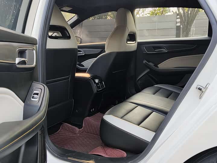 Фото 14 - MG Motor 6