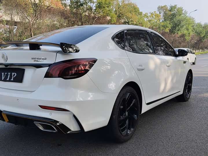 Фото 4 - MG Motor 6