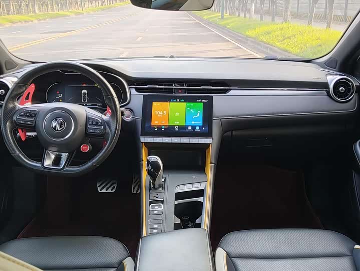 Фото 7 - MG Motor 6