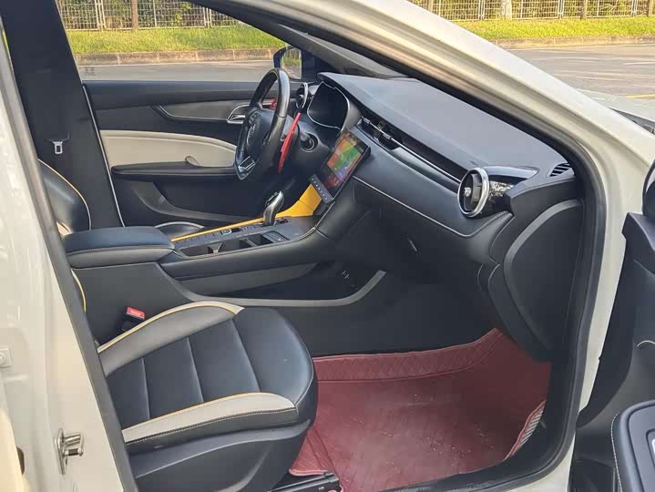 Фото 8 - MG Motor 6