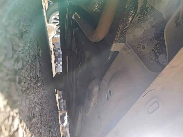 Фото 16 - Roewe i5