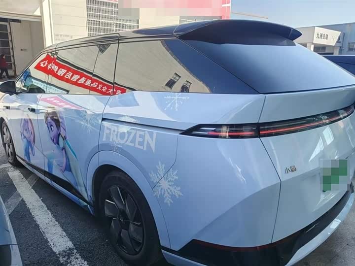 Фото 4 - XPeng X9