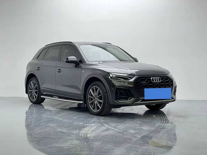 Фото 3 - Audi Q5L