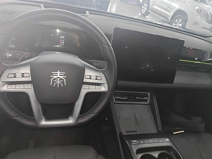 Фото 14 - BYD Qin L