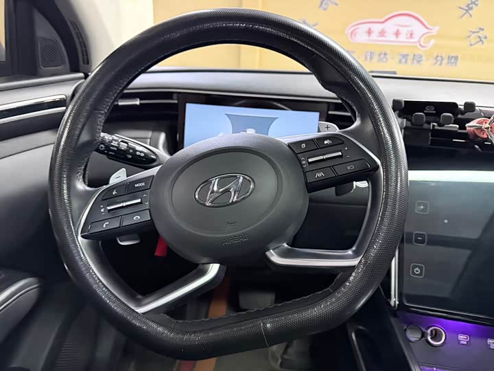 Фото 12 - Hyundai Tucson L