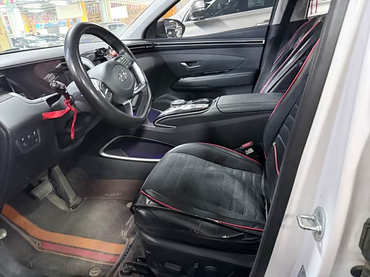 Фото 4 - Hyundai Tucson L