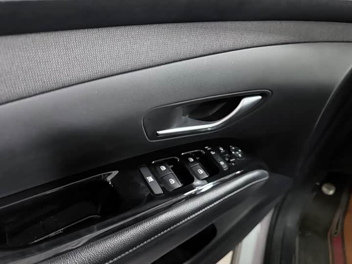 Фото 5 - Hyundai Tucson L