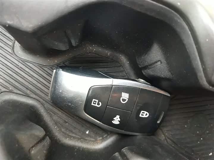 Фото 9 - BAIC Beijing BJ40 Hybrid