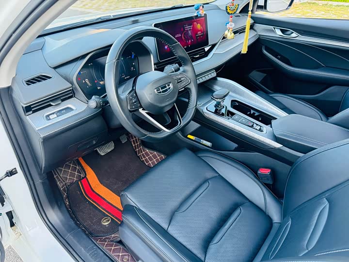 Фото 6 - Geely Preface