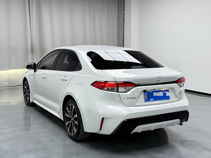 Фото 12 - Toyota Levin