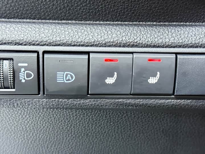 Фото 5 - Toyota Levin