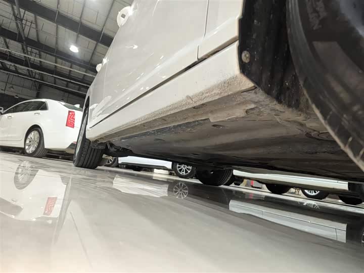 Фото 21 - Volkswagen Lavida